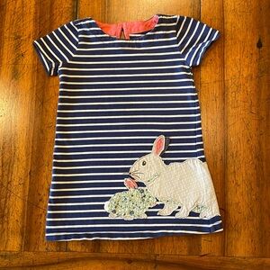 MINI BODEN | bunny appliqué shift dress | size 2-3 year